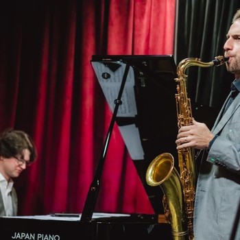 With Lenart Krečič (ts) and his Parners In Crime, Ljubljana (SLO), 2019 <em>Photo: Jazz Paradise club</em>