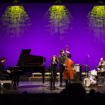 With Lucienne Renaudin Vary (tp), Matyas Szandai (bs), Paolo Orlandi (drs), Geneva (CH), 2021 <em>Photo: Raphaelle Mueller</em>